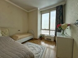 3-��������� �������� � 114 �² � 9/30 ����, ���-������ 9 ���� 18