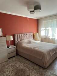 2-��������� �������� � 41.7 �² � 4/5 ����, ��� �������� 276/1 � ��. �������� ���� 1