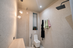 3-��������� �������� � 95 �² � 3/12 ����, ���������� 533 � ���������� 533 ���� 8