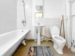 Продается квартира Алматы, Алатауский р-н, Жунисова, 8 фото 2 Продается квартира Алматы, Алатауский р-н, Жунисова, 8 фото 2