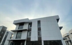 3-��������� �������� � 90.1 �² � 3/3 ����, ����. �������� 932 ���� 1