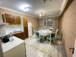 Продается квартира Алматы, Алмалинский р-н, Толе би, 273/5 фото 1 Продается квартира Алматы, Алмалинский р-н, Толе би, 273/5 фото 1