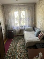 3-��������� �������� � 60 �² � 4/4 ����, ������ ���� 28 � ��������� ���� 6