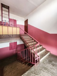 1-��������� �������� � 33 �² � 5/5 ����, ��� ��������, ��. ���-������ 77 ���� 1