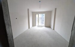 2-��������� �������� � 70.4 �² � 6/9 ����, ���� 130/4 � ����������� ���� 9