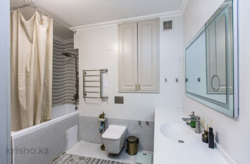 Продается квартира Алматы, Алмалинский р-н, Наурызбай батыра 50 — Жибек Жолы фото 16 Продается квартира Алматы, Алмалинский р-н, Наурызбай батыра 50 — Жибек Жолы фото 16