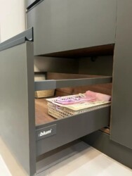 3-��������� �������� � 120 �² � 7/15 ����, ��������� ������ 50 � ����� ���� ���� 33