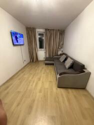 1- ��������� �������� 34,5 �² - ���� 5/9 ��������� �-�, ���. ����� - 1 �������� ������ 276 �.������� ���� 5