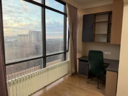 2-��������� �������� � 73 �² � 9/20 ����, ���������� � ���� ���� 10