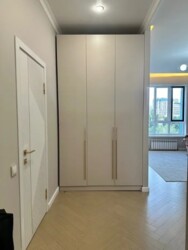 2-��������� �������� � 45.6 �² � 8/13 ����, �� ������ 17 � ����� �Mega Alma-Ata� � ���������� 'Atakent mall' ���� 8