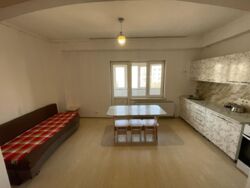 2-��������� �������� � 80 �² � 5/5 ����, ��� ������-2 111 ���� 5