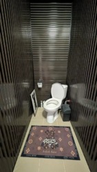 2-��������� �������� � 31.6 �² � 8/10 ����, ������� ������ 326 ���� 10