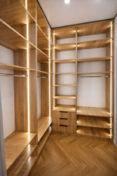 3-��������� �������� � 85 �² � 13/16 ����, ����������� 217 ���� 7