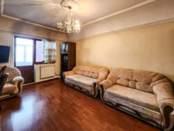 1-��������� �������� � 33 �² � 5/5 ����, ��� ��������, ��. ���-������ 77 ���� 16