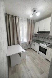 3-��������� �������� � 60 �² � 1/4 ����, ��� �10 � � �����-�������� ���� 4