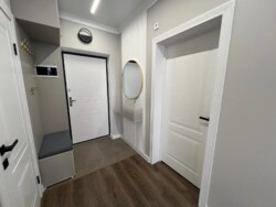 1-��������� �������� � 43.5 �² � 5/9 ����, ��� ������ 25 � ������������� ���� 17