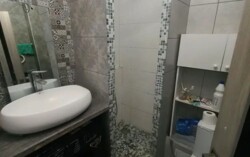 2-комнатная квартира · 39.5 м² · 1/4 этаж, мкр Коктем-1 фото 5 2-комнатная квартира · 39.5 м² · 1/4 этаж, мкр Коктем-1 фото 5