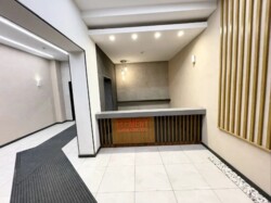 2-��������� �������� � 55 �² � 8/12 ����, ���������� 157 � ��������� ���� 15