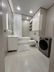 2-��������� �������� � 52.5 �² � 7/18 ����, ������� 31 � ��������� 94 ���� 3