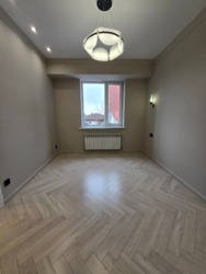 2-��������� �������� � 61 �² � 2/13 ����, ��������� 77/1 � ��� ������ ���� 19