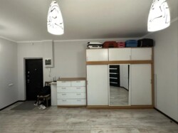 Продается квартира Алматы, Бостандыкский р-н, Жарокова, 230 фото 4 Продается квартира Алматы, Бостандыкский р-н, Жарокова, 230 фото 4