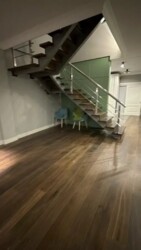 7-��������� �������� � 405 �² � 4/5 ����, ��� ��������� �����, �������� 69� ���� 14