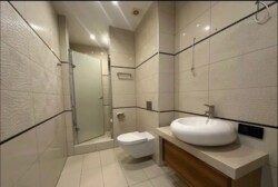 7-��������� �������� � 405 �² � 4/5 ����, ��� ��������� �����, �������� 69� ���� 26