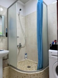 2-��������� �������� � 70 �² � 12/17 ����, ��� �������, ��������� 150 � � �������� ������� ���� 10