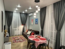 2-��������� �������� � 50 �² � 2/12 ����, ���������� 416�4 � ��������� ���� 1