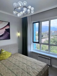 2-��������� �������� � 45.6 �² � 8/13 ����, �� ������ 17 � ����� �Mega Alma-Ata� � ���������� 'Atakent mall' ���� 11