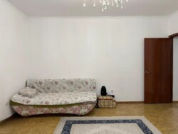 2-��������� �������� � 70 �² � 12/17 ����, ��� �������, ��������� 150 � � �������� ������� ���� 5