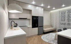 2-��������� �������� � 52.5 �² � 7/18 ����, ������� 31 � ��������� 94 ���� 12