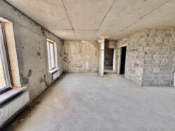 Продается квартира Алматы, Алмалинский р-н, Ауэзова, 2/8 фото 3 Продается квартира Алматы, Алмалинский р-н, Ауэзова, 2/8 фото 3