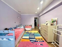 4-��������� �������� � 88 �² � 2/5 ����, �����-�������� 4 � ��� ������-���������� ���� 10