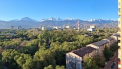 2-��������� �������� � 70 �² � 12/17 ����, ��� �������, ��������� 150 � � �������� ������� ���� 7