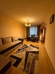 3-��������� �������� � 62.8 �² � 2/5 ����, ������ 117/127 � ���������� ���� 4