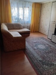 2-��������� �������� � 43.8 �² � 1/4 ����, ��� ������-2, ��������� 77 � � ���� 1