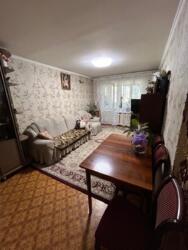 3-��������� �������� � 60 �² � 4/4 ����, ������ ���� 28 � ��������� ���� 7