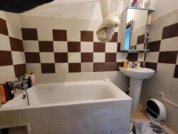 1-��������� �������� � 27 �² � 2/13 ����, ������� �� 139 � ������������� ���� 8