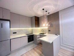 2-��������� �������� � 44 �² � 4/10 ����, ��������� ���� 7