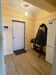 2-��������� �������� � 43 �² � 8/10 ����, ��������� 481/1 � ����� ����������� ���� 7