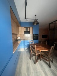 1-��������� �������� � 44.4 �² � 7/13 ����, �������� 194 ���� 11