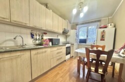 Продается квартира Алматы, Алмалинский р-н, Шевченко, 162А фото 1 Продается квартира Алматы, Алмалинский р-н, Шевченко, 162А фото 1