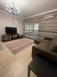 Продается квартира Алматы, Бостандыкский р-н, Жарокова, 137 фото 2 Продается квартира Алматы, Бостандыкский р-н, Жарокова, 137 фото 2