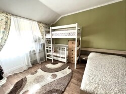 1-��������� �������� � 40 �² � 6/6 ����, ��� �����-4 16� � ����� - �������� ���� 8