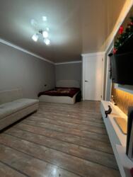 1-��������� �������� � 32 �² � 4/4 ����, �������� 184 � �������� - ����� ����� ���� 12