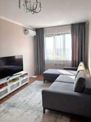 2-��������� �������� � 57.6 �² � 9/12 ����, ��� ������� 3 ���� 9