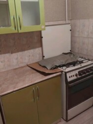 3-��������� �������� � 60 �² � 1/4 ����, ������ 118 � ������ �� ���� 9