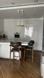 2-��������� �������� � 57 �² � 13/21 ����, �������� ���-������ 21 ���� 5