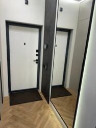 4-��������� �������� � 110 �² � 8/11 ����, ��������� 84/2 ���� 24